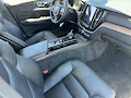 2023 Volvo XC60 Plus Dark Theme